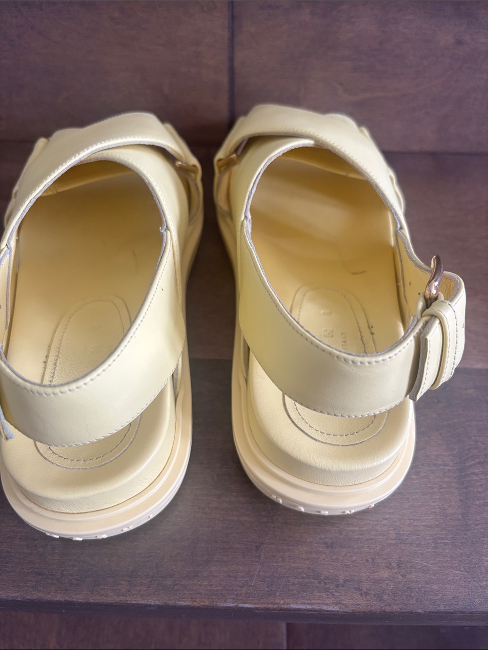 Marni Yellow Fussbett Sandals - Picture 7 of 8